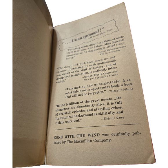 Gone with the wind by Margaret Mitchell pocket books - Picture 8 of 8